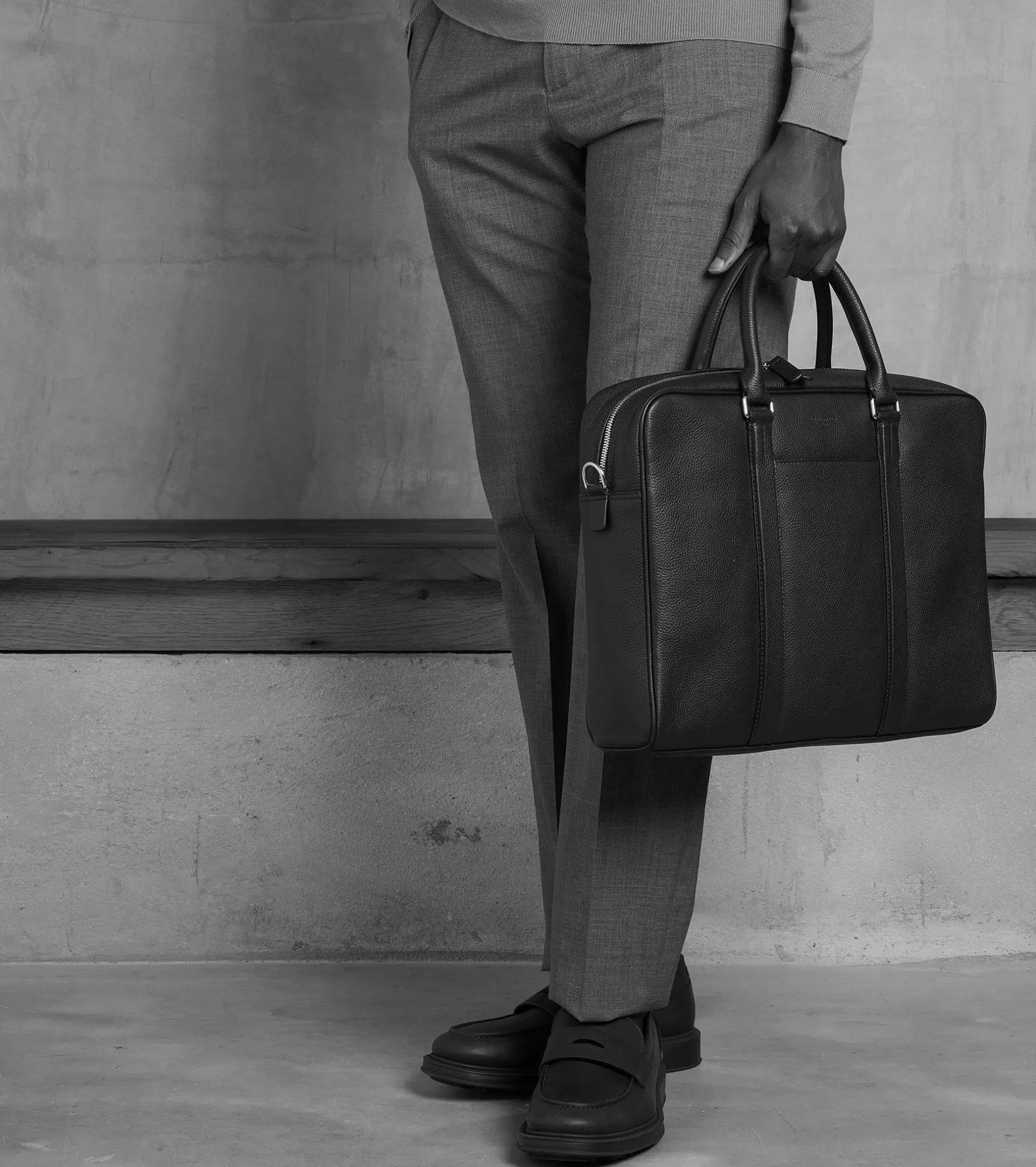 Femme Le Tanneur Porte documents 15" 1 soufflet Charles en cuir grainé - Coffee Brown